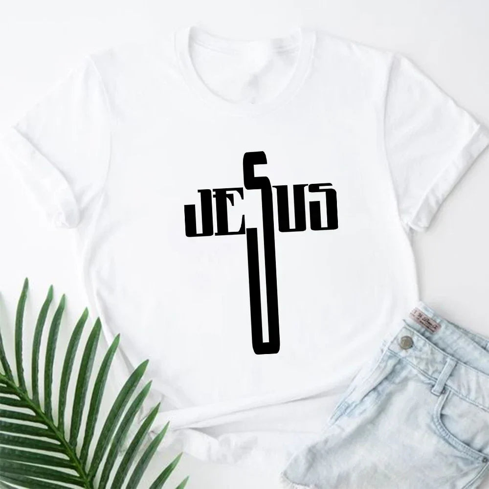 Jesus Is King Graphic Tee – Faith, Hope & Streetwear Style
