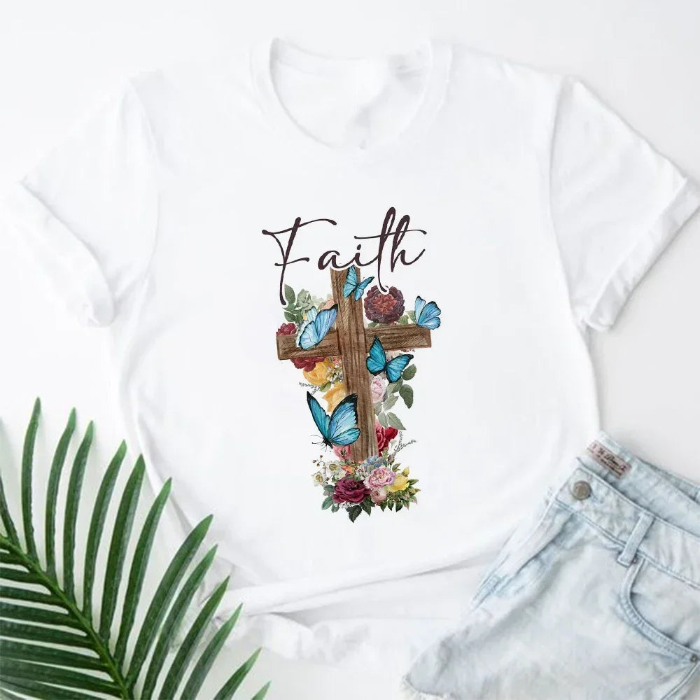 Jesus Is King Graphic Tee – Faith, Hope & Streetwear Style